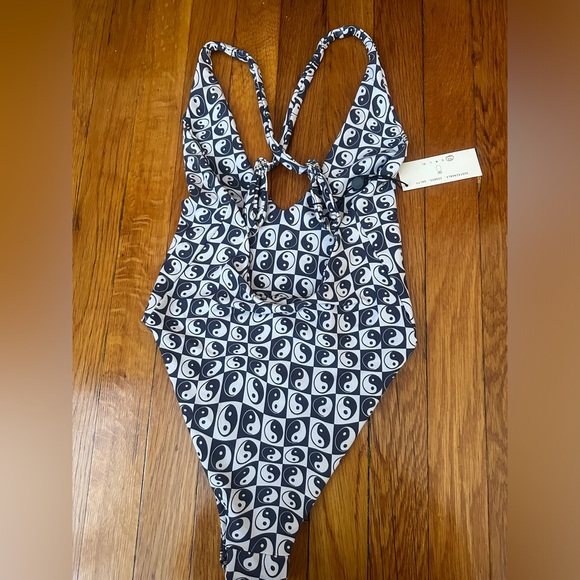 Skatie x Salty Blonde Zoe one piece in Barbados- XS - Picture 3 of 6